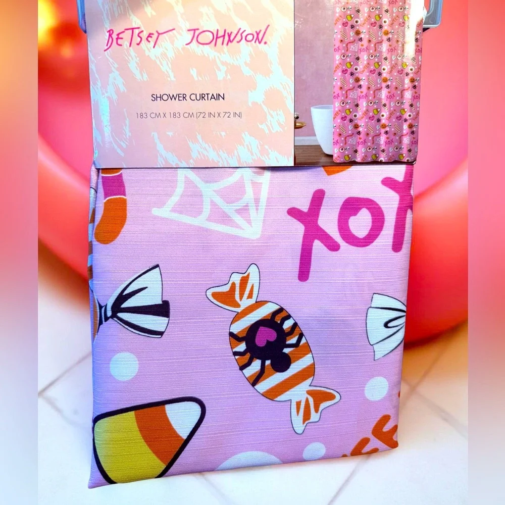 Betsey Johnson NWT Halloween Pink Candy Pattern Cloth Shower Curtain